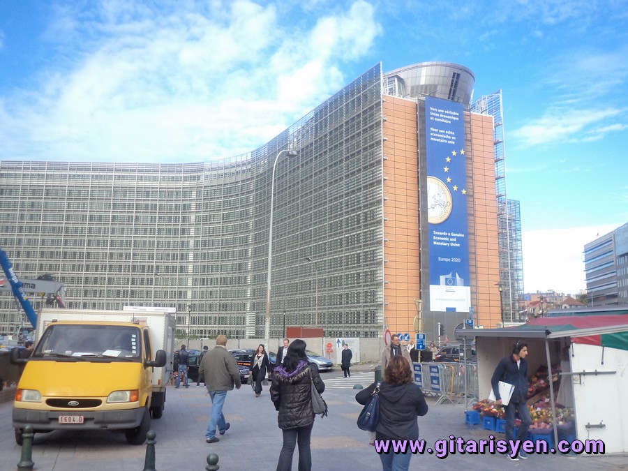 AVRUPA BİRLİĞİ PARLAMENTO BİNASI - BRÜKSEL / BELÇİKA (2012)